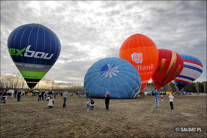 44  zaw-balon44.jpg  44